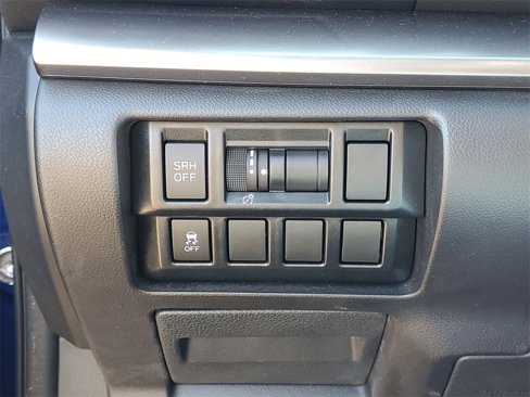 Used 2018 Subaru Impreza 2.0i Limited image 15