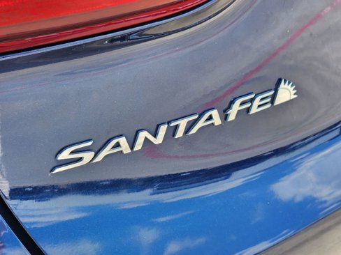 Used 2019 Hyundai Santa Fe SE image 15