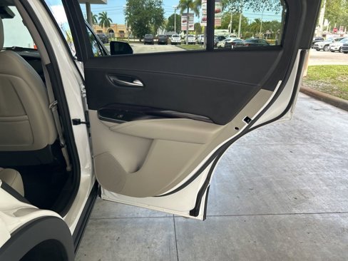 Used 2021 Cadillac XT4 Luxury image 29