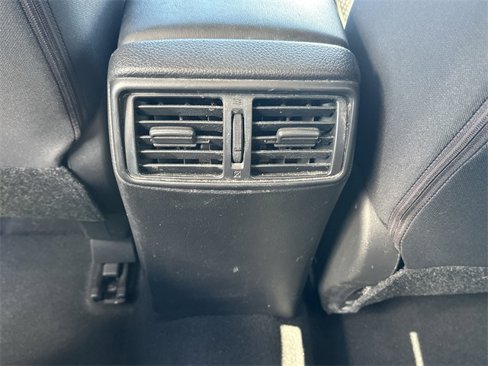Certified 2021 Nissan Rogue Sport S image 17
