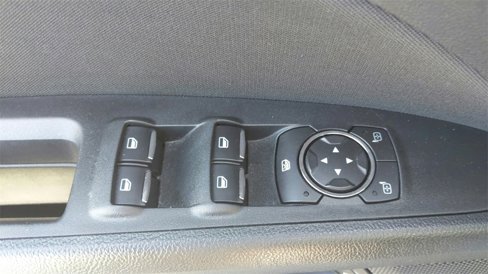 Used 2019 Ford Fusion SE image 16