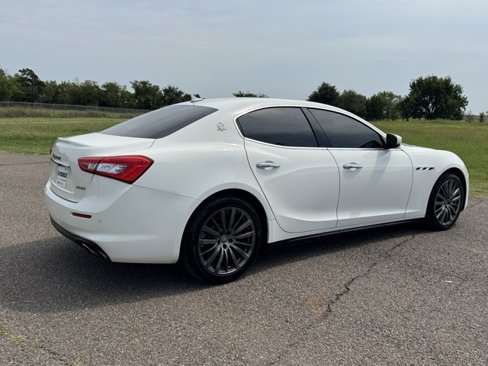 Used 2018 Maserati Ghibli image 6