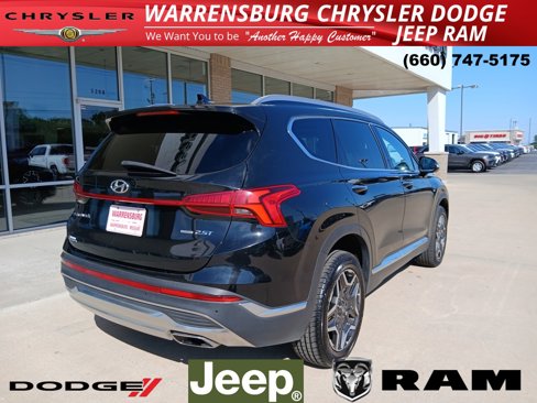 Used 2023 Hyundai Santa Fe Limited image 3