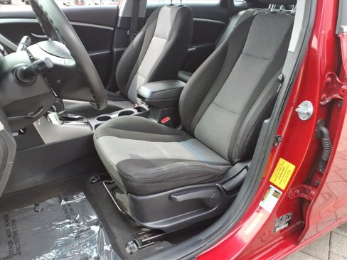 Used 2014 Hyundai Elantra GT image 18