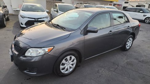 Used 2010 Toyota Corolla image 1