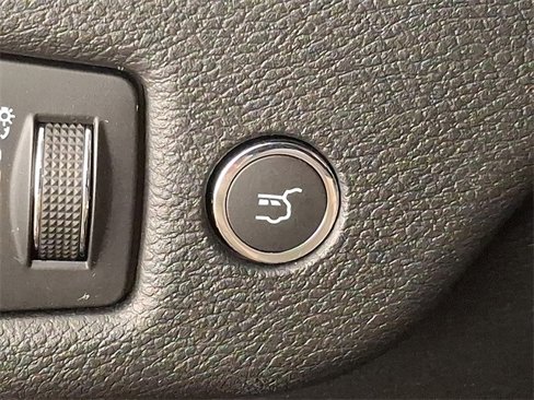 Used 2022 Jeep Cherokee Trailhawk w/ Comfort/Convenience Group image 27