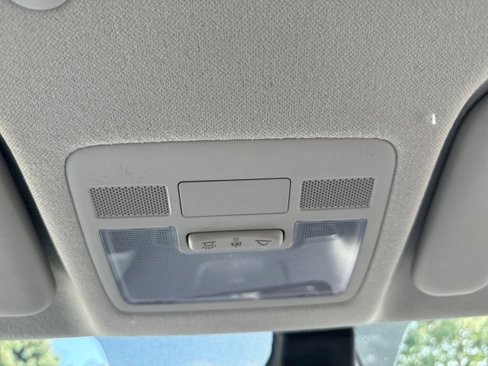 Certified 2023 Hyundai Venue SE image 33