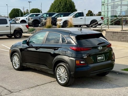 Used 2021 Hyundai Kona SEL w/ Cargo Package image 3