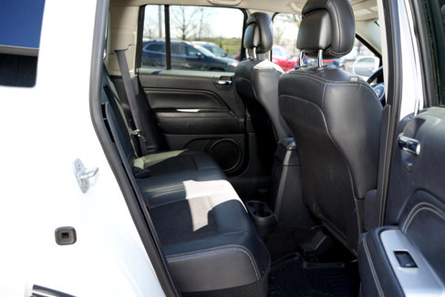 Used 2014 Jeep Compass Latitude w/ Sun/Sound Group image 24