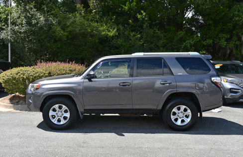 Used 2016 Toyota 4Runner SR5 image 2