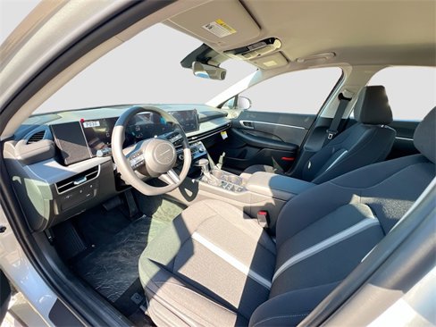 New 2025 Hyundai Sonata SE image 19