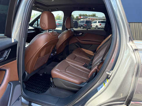 Used 2017 Audi Q7 3.0T Prestige image 10