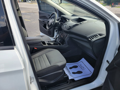 Used 2019 Ford Escape S image 14