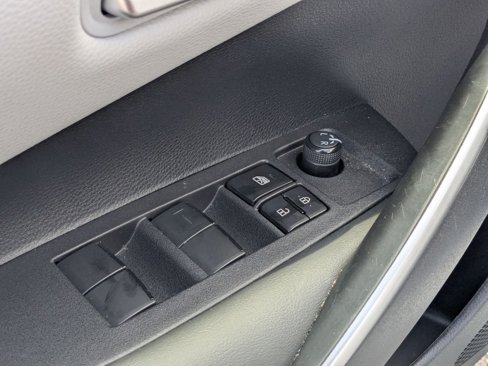 Used 2024 Toyota Corolla SE image 12