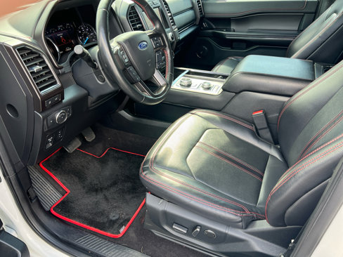 Used 2021 Ford Expedition Max Limited image 9