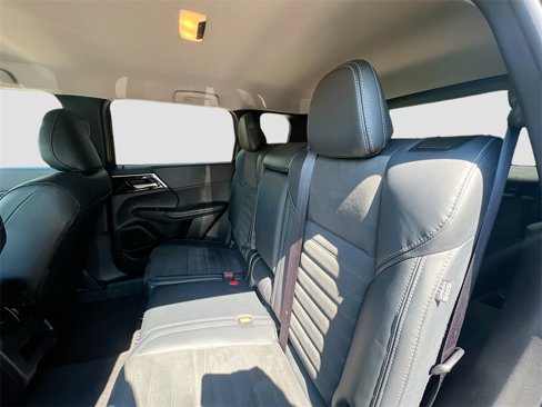 Used 2024 Mitsubishi Outlander SE image 26