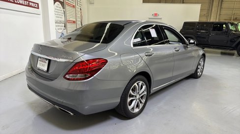 Used 2015 Mercedes-Benz C 300 4MATIC Sedan image 7
