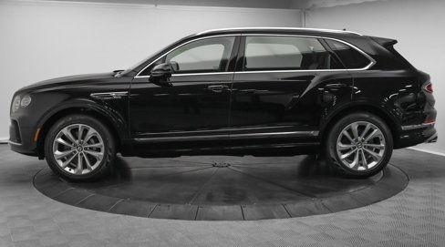 Used 2024 Bentley Bentayga Extended Wheelbase image 4