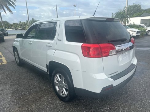Used 2011 GMC Terrain SLE image 3