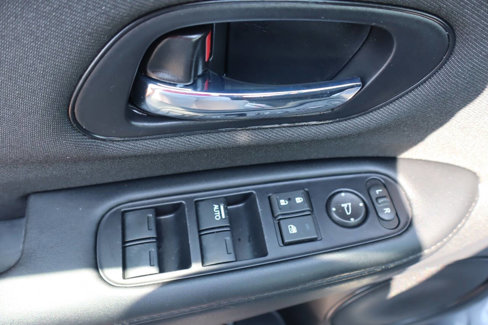Used 2021 Honda HR-V LX image 15