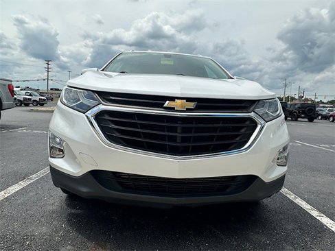Used 2018 Chevrolet Equinox LT w/ Sun & Infotainment Package image 2