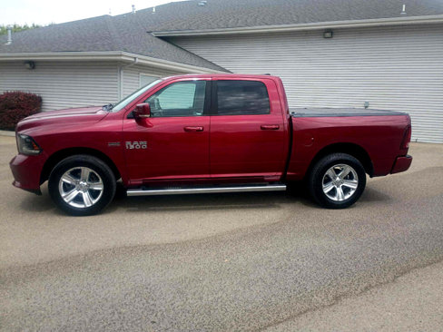 Used 2015 RAM 1500 Sport w/ Comfort Group image 2