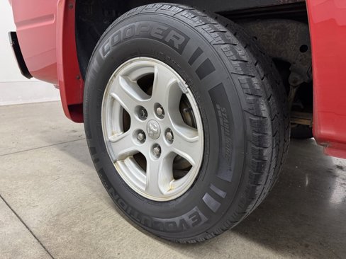 Used 2005 Dodge Dakota SLT image 11