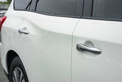 Used 2018 Nissan Pathfinder SL w/ Cargo Package image 19