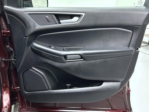 Used 2024 Ford Edge SEL image 16