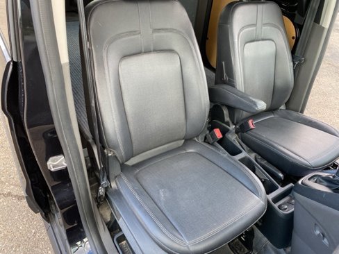 Used 2022 Ford Transit Connect XL image 30