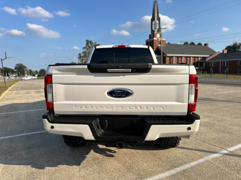 Used 2019 Ford F250 Lariat image 6