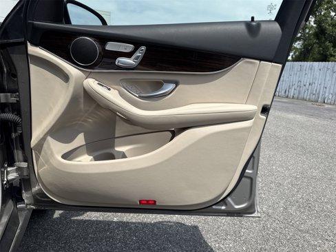 Certified 2021 Mercedes-Benz GLC 300 image 30