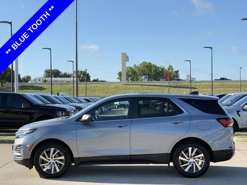 Used 2024 Chevrolet Equinox LT image 3
