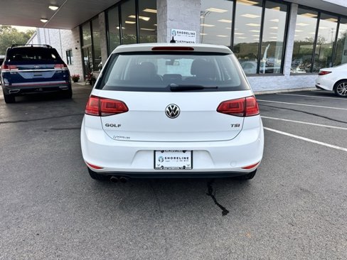 Used 2017 Volkswagen Golf Wolfsburg Edition image 6