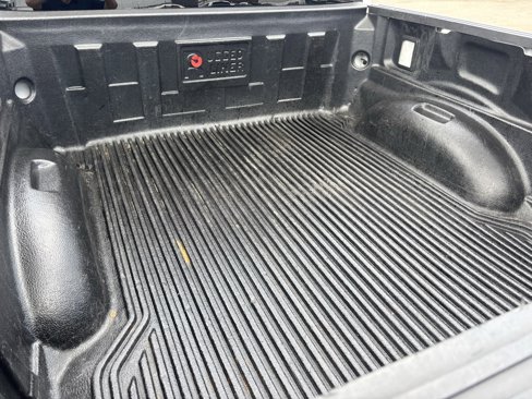 Used 2016 Ford F150 XLT image 16