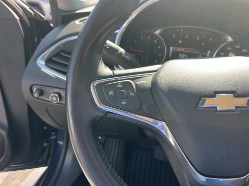 Used 2016 Chevrolet Malibu LT image 17
