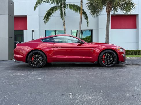 Used 2022 Ford Mustang Shelby GT500 w/ Technology Package image 4
