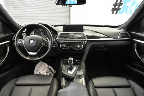 Used 2018 BMW 330i Gran Turismo xDrive w/ Premium Package image 18