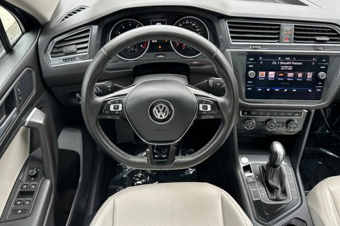 Used 2021 Volkswagen Tiguan SE image 15