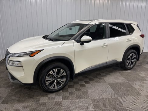 Used 2022 Nissan Rogue SV w/ SV Premium Package image 8