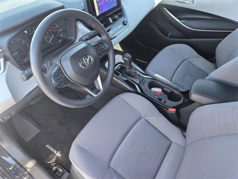 Used 2024 Toyota Corolla SE image 12