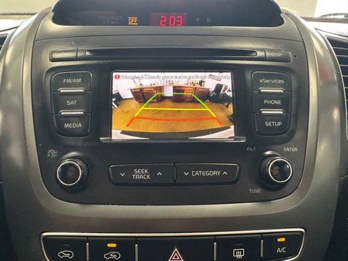 Used 2014 Kia Sorento LX image 48