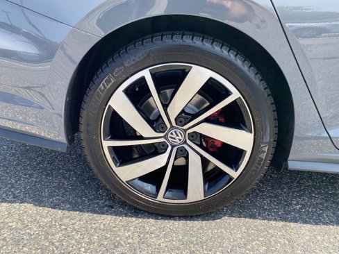 Used 2019 Volkswagen Jetta GLI Autobahn image 9