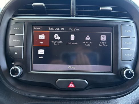 Certified 2022 Kia Soul LX image 17