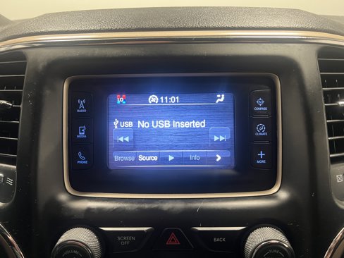 Used 2014 Jeep Grand Cherokee Laredo image 22