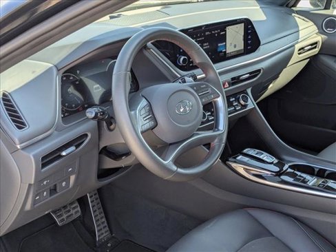 Used 2022 Hyundai Sonata SEL Plus w/ Preferred Accessory Package image 9