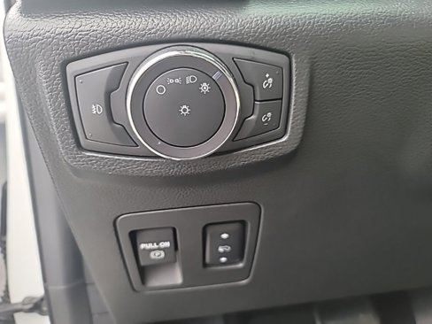 Used 2020 Ford Expedition Platinum image 15