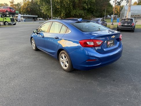 Used 2016 Chevrolet Cruze LT w/ Convenience Package image 9