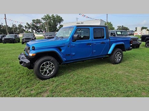 New 2025 Jeep Gladiator Sport image 35