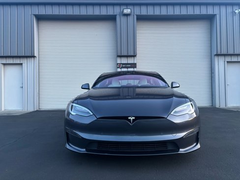 Used 2022 Tesla Model S Plaid image 6